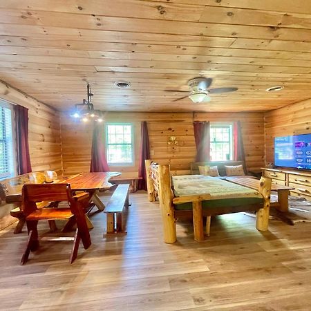 세비어빌 Wild Reindeer 5Min From Parkway Hottub Firepit 빌라 외부 사진