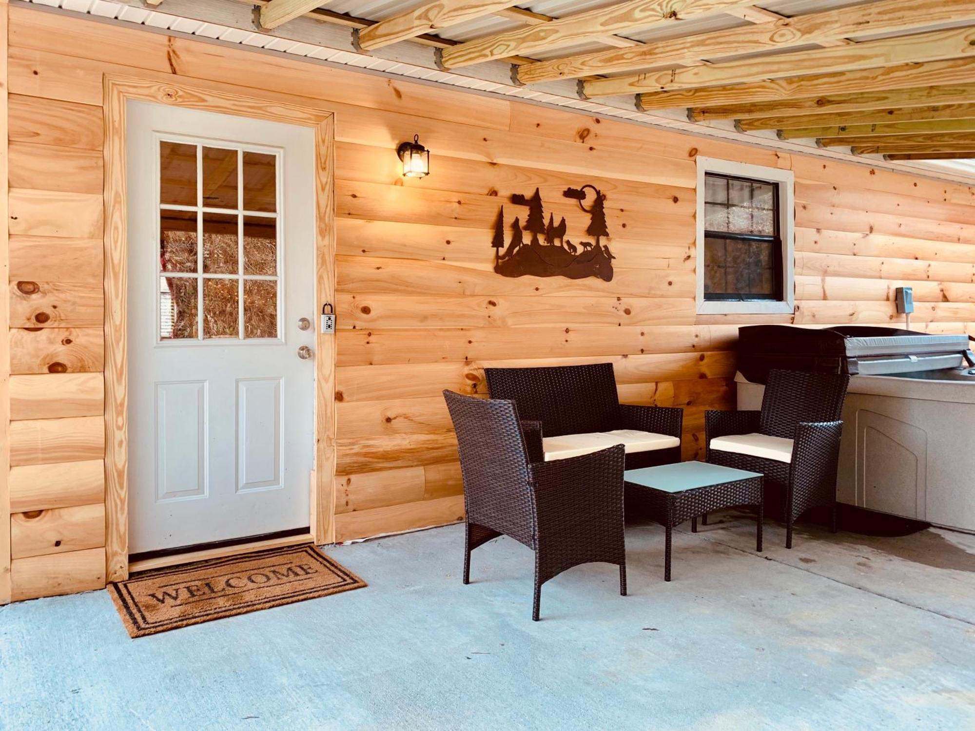 세비어빌 Wild Reindeer 5Min From Parkway Hottub Firepit 빌라 외부 사진